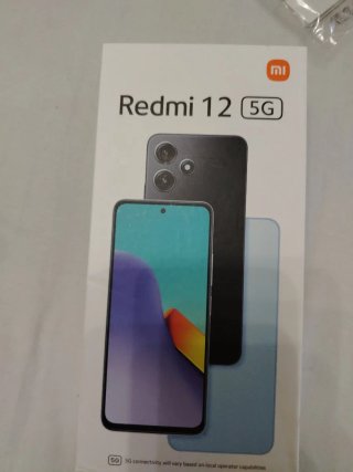 Xiaomi Redmi 12 5G Color polar silver. 256 Rom