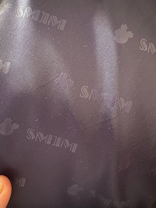 Zaino rigido colorato con personaggio