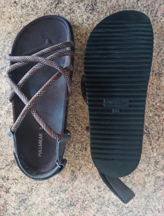 Sandalias Pull&Bear T39 Marrón