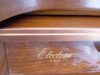 Organo Yamaha Electone B-605