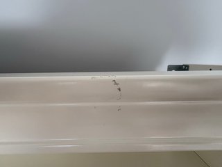 Escritorio y estantería blanco