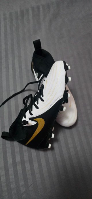 Botas de fútbol Nike niño Talla 32