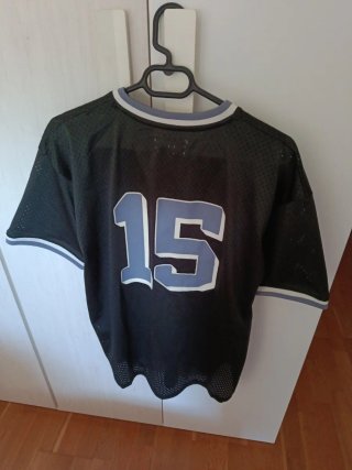 Camiseta GRMY Negra con Logo de Llamas original