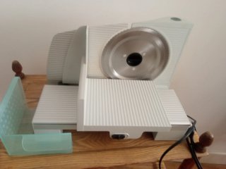 Cortadora de fiambre eléctrica