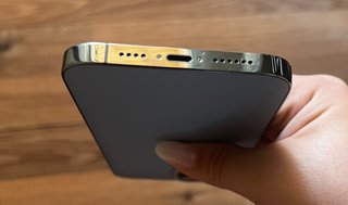 iPhone 13 Pro Max 128GB seminuevo, batteria 100%