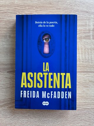 La asistenta