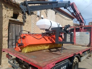 Barredora industrial naranja