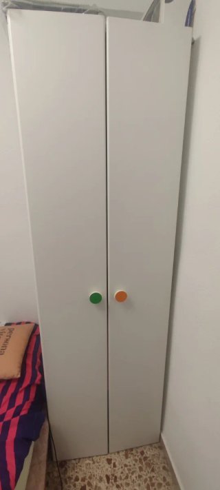 4 Armarios IKEA Blancos 2 Puertas