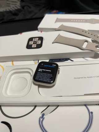 Apple Watch SE 2 Starlight 44mm