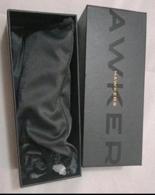 Gafas de sol Hawkers Feline mujer negras y doradas