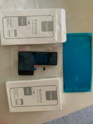 Baterías iPhone XS, XR prcio 10 eur cada 1