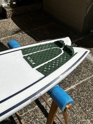 Tabla de surf Pukas The Wombi Fish by Eye Symmetry