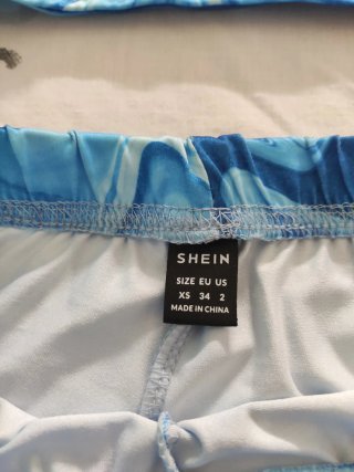 Conjunto Shein top y pantalón estampado azul