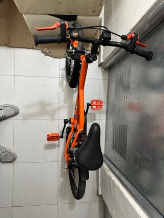 Bicicleta infantil naranja decatlón
