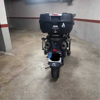 Suzuki V-Strom 1000 Adventure Negra y Verde