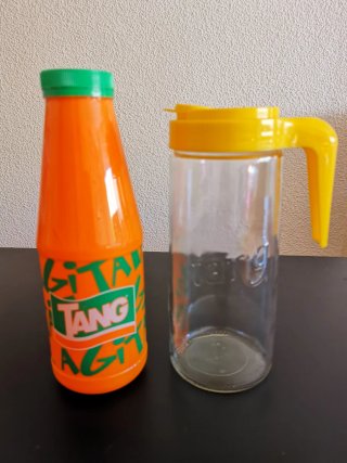 Lote TANG: Jarra y Botella