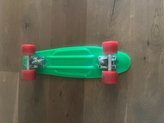 Patinete plegable con bolsa y skate