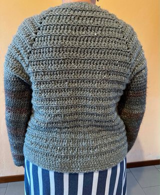 Cardigan donna fatto a mano taglia XL