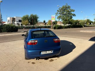 SEAT Leon 2003