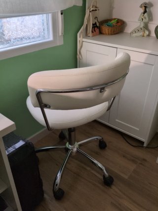 Silla de escritorio blanca (SNEDSTED JYSK)