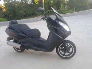 Peugeot Satelis RS 125 Negra
