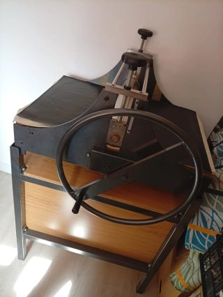 Tórculo de grabado profesional