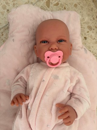 Muñeca bebé Carla con cono nube rosa