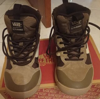 Zapatillas Vans Ultrarange Serpa Beige/Marrón