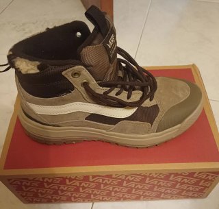 Zapatillas Vans Ultrarange Serpa Beige/Marrón