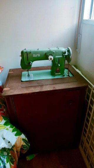 MAGNÍFICA MÁQUINA DE COSER ALFA MODELO 102-500 59€