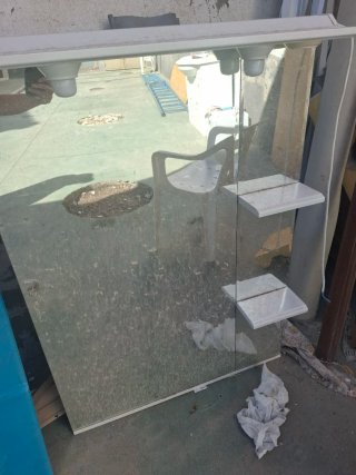 Mueble de lavabo con mármol