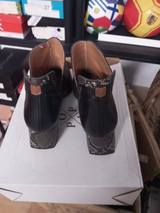 Botines Talla 40 Negro