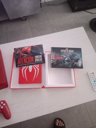 Consola PS4 Spider-Man Edición Limitada Roja