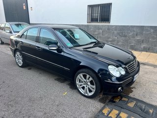 Mercedes-Benz Clase C 2005