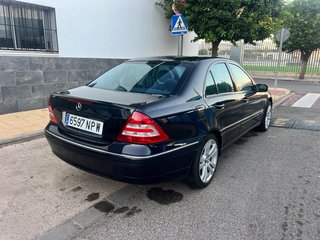 Mercedes-Benz Clase C 2005