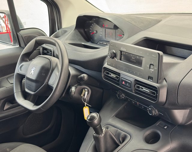 Peugeot Partner 100cv con 99.000km