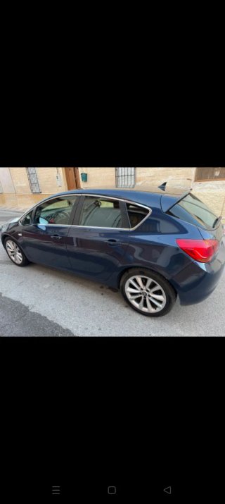 Opel Astra 2010