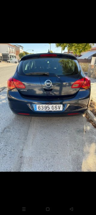 Opel Astra 2010