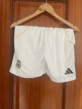 Camiseta y pantalón Real Madrid Adidas Talla 28