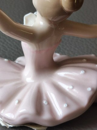 Statuetta ballerina porcellana Wold Domus