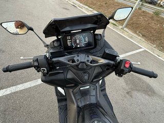 Yamaha TMAX 560 2024 Negra