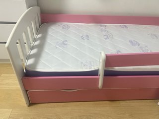 Cama infantil rosa y blanca 80x160 + colchón