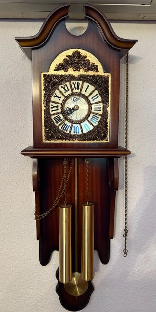 Reloj de pared antiguo Telcro