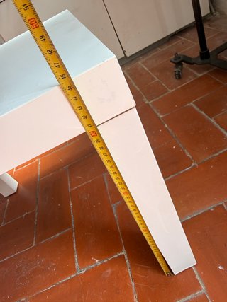 Mesa Lack Ikea Blanca y Rosa