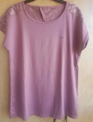 Camiseta deportiva Columbia rosa