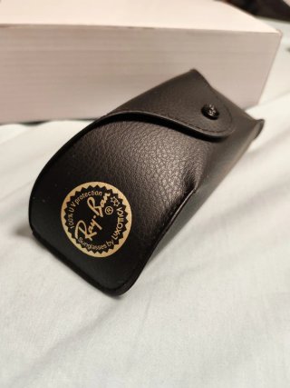 Funda para gafas Ray-Ban nueva