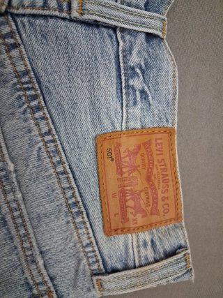 Levi's 501 Shorts Vaqueros Desgastados