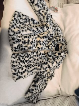Chaqueta niña estampado animal print