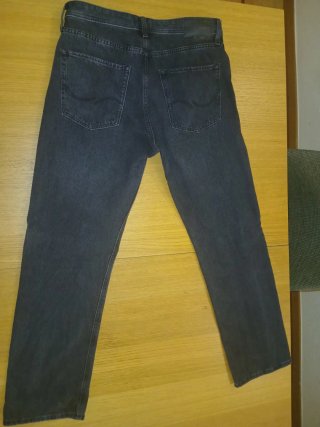 Pantalón vaquero Jack & Jones gris