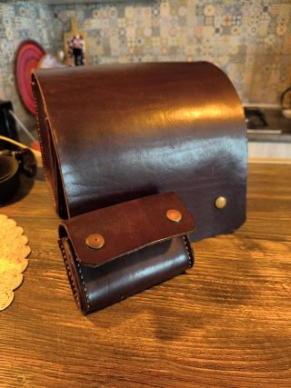 Bolso y Cartuchera de Cuero Artesanal  Piel Vacuno